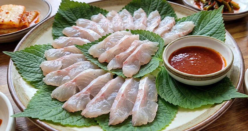 Sliced Raw Leather Carp | 강어회